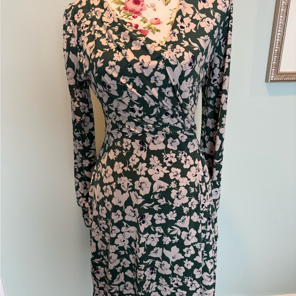 Kaileigh Green and Cream Floral Midi Dress